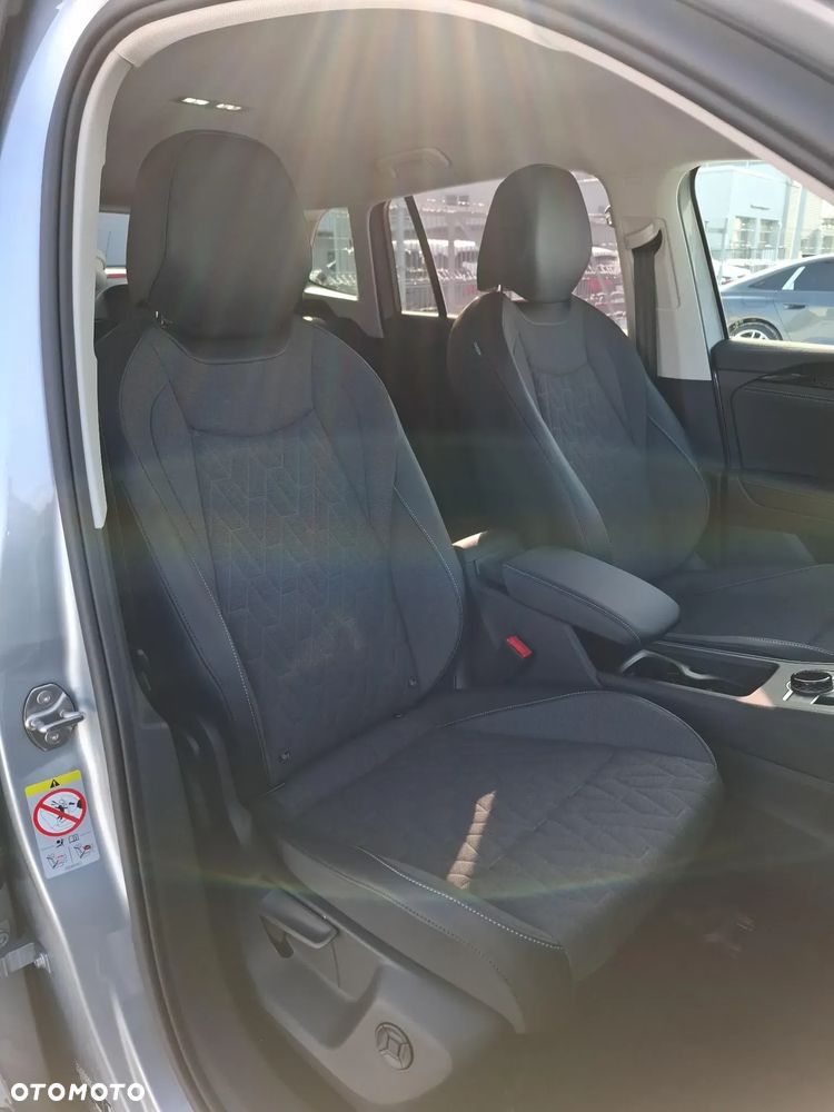 Volkswagen Tiguan - 14