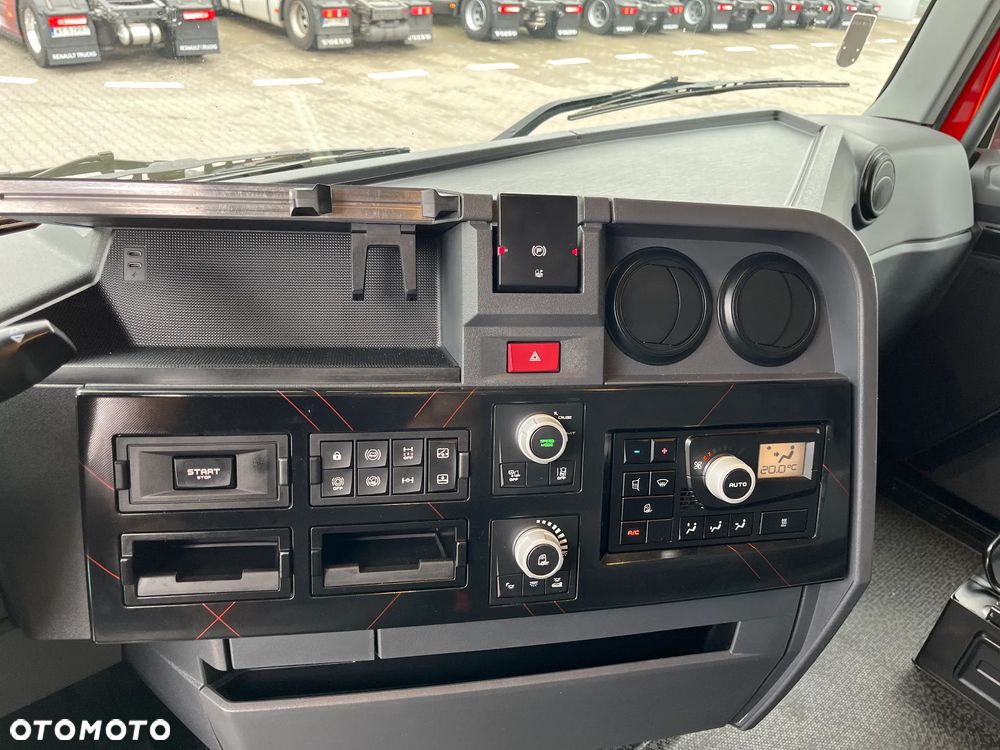 Renault HIGH 480 - 9