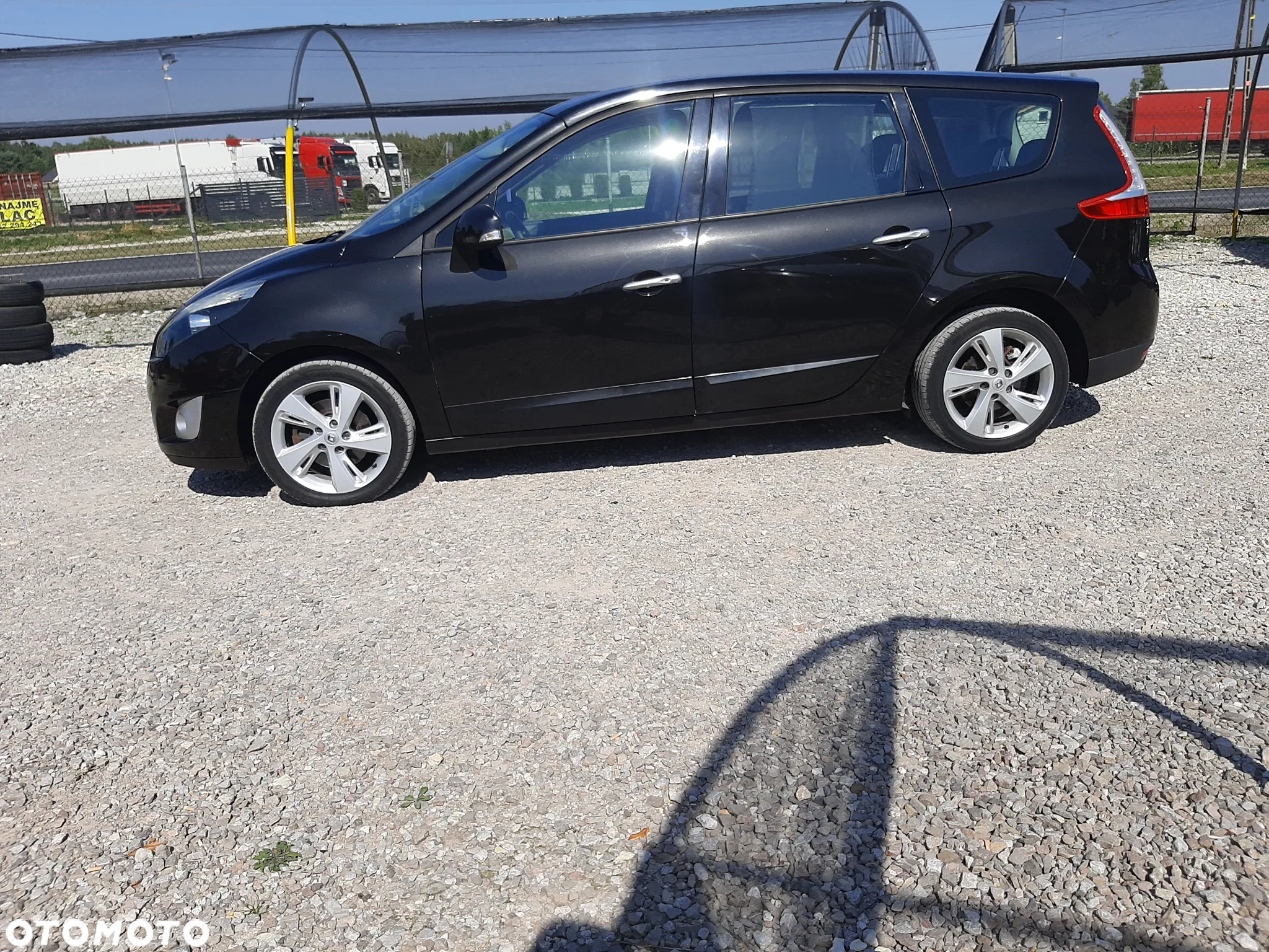 Renault Grand Scenic Gr 1.4 16V TCE Bose Edition - 9