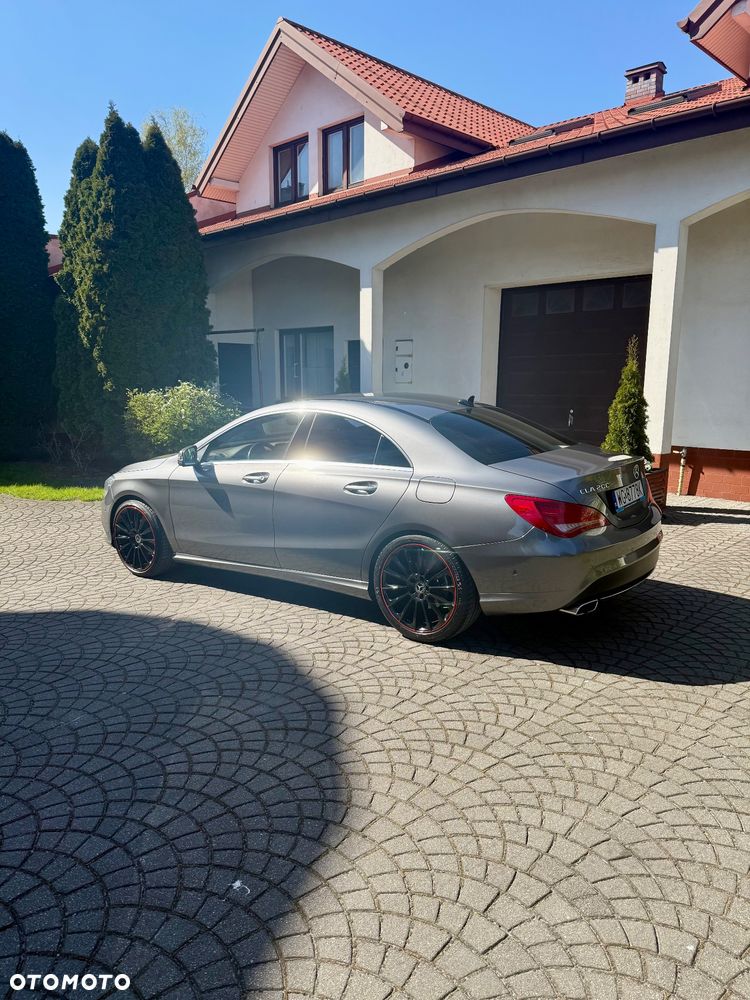 Mercedes-Benz CLA 200 (CDI) d 4Matic 7G-DCT - 11