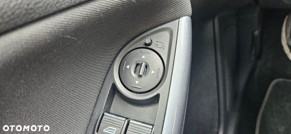 Ford Focus - 18