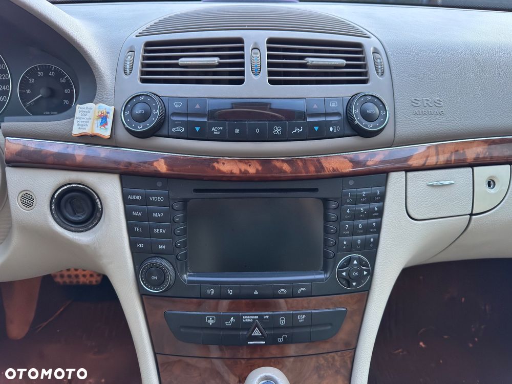 Mercedes-Benz Klasa E 500 Avantgarde - 11