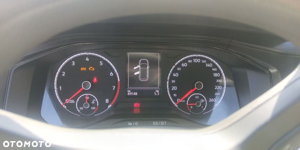 Volkswagen Polo - 7