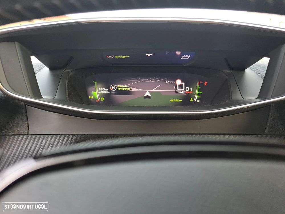 Peugeot 2008 1.5 BlueHDi Allure Pack EAT8 - 26