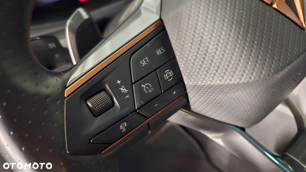 Cupra Formentor 1.4 e-Hybrid DSG Priority - 37