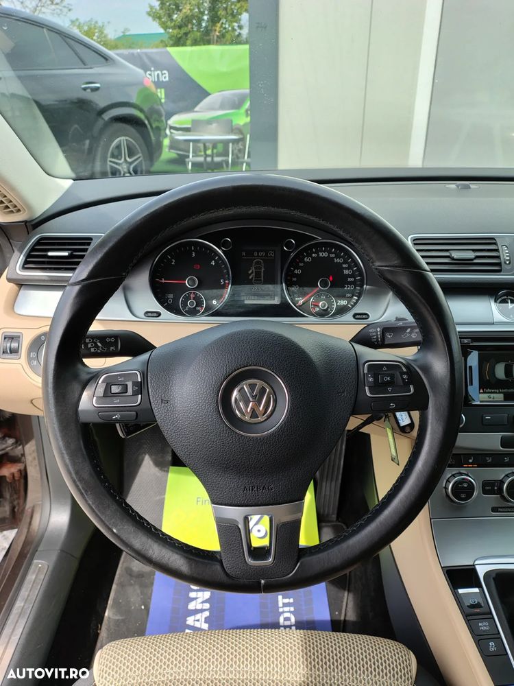 Volkswagen Passat CC 2.0 TDI BlueMotion Technology - 9