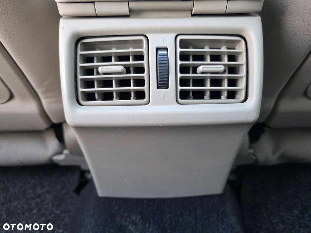 Subaru Outback - 15