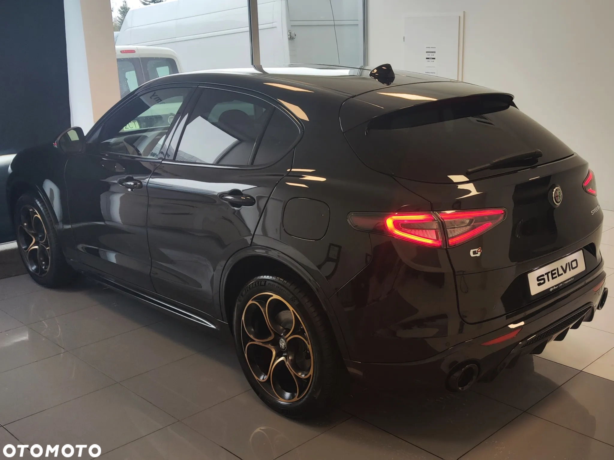 Alfa Romeo Stelvio 2.0 Turbo Intensa Q4 - 9