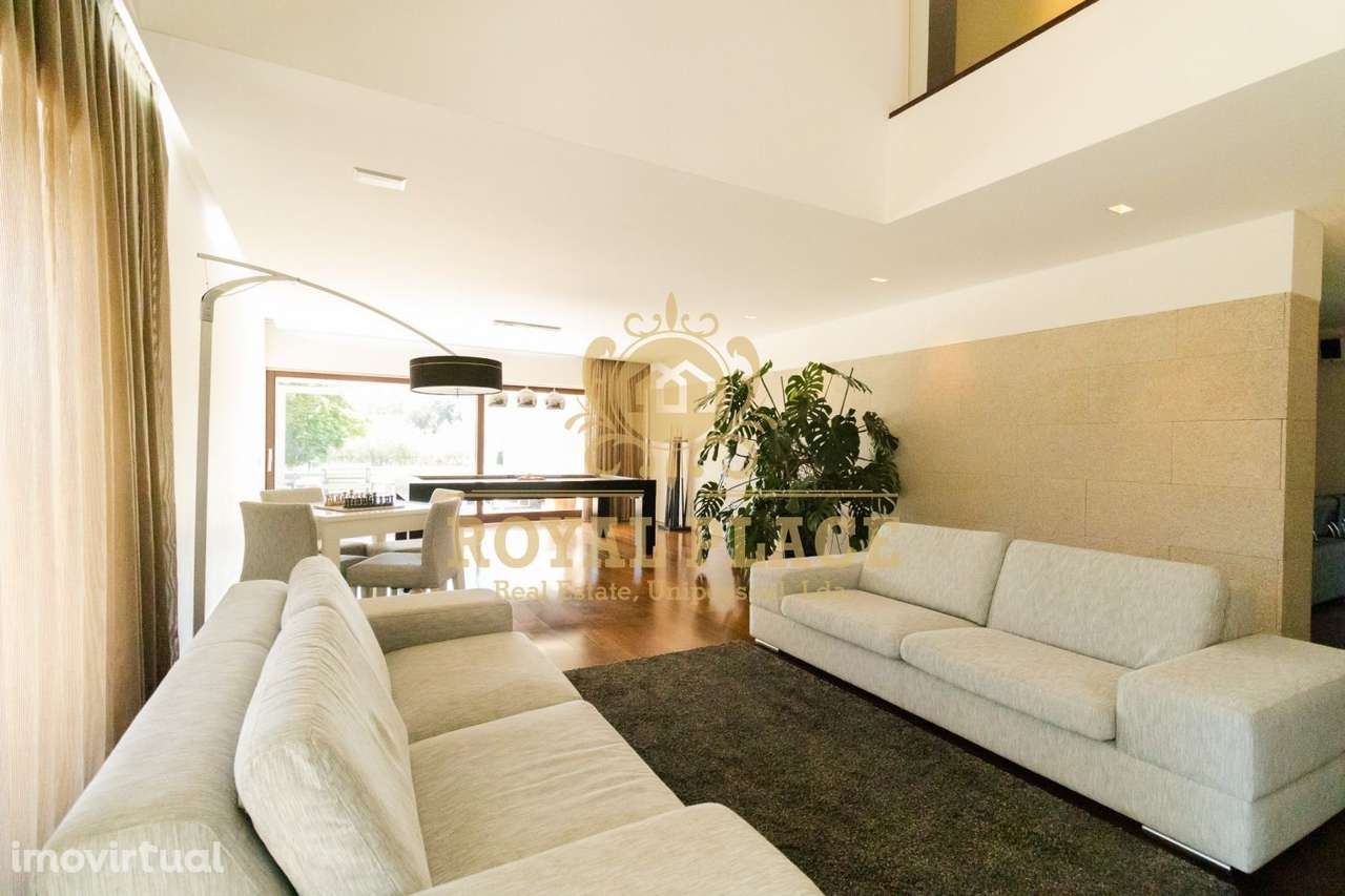 Moradia de Luxo em Santa Maria da Feira - Grande imagem: 4/51