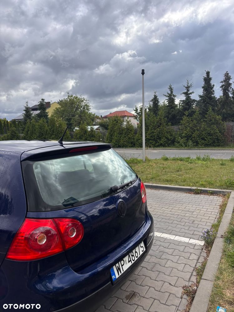 Volkswagen Golf 1.6 Q-Line - 4