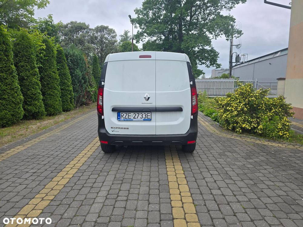 Renault EXPRESS 1,33 Tce - 4