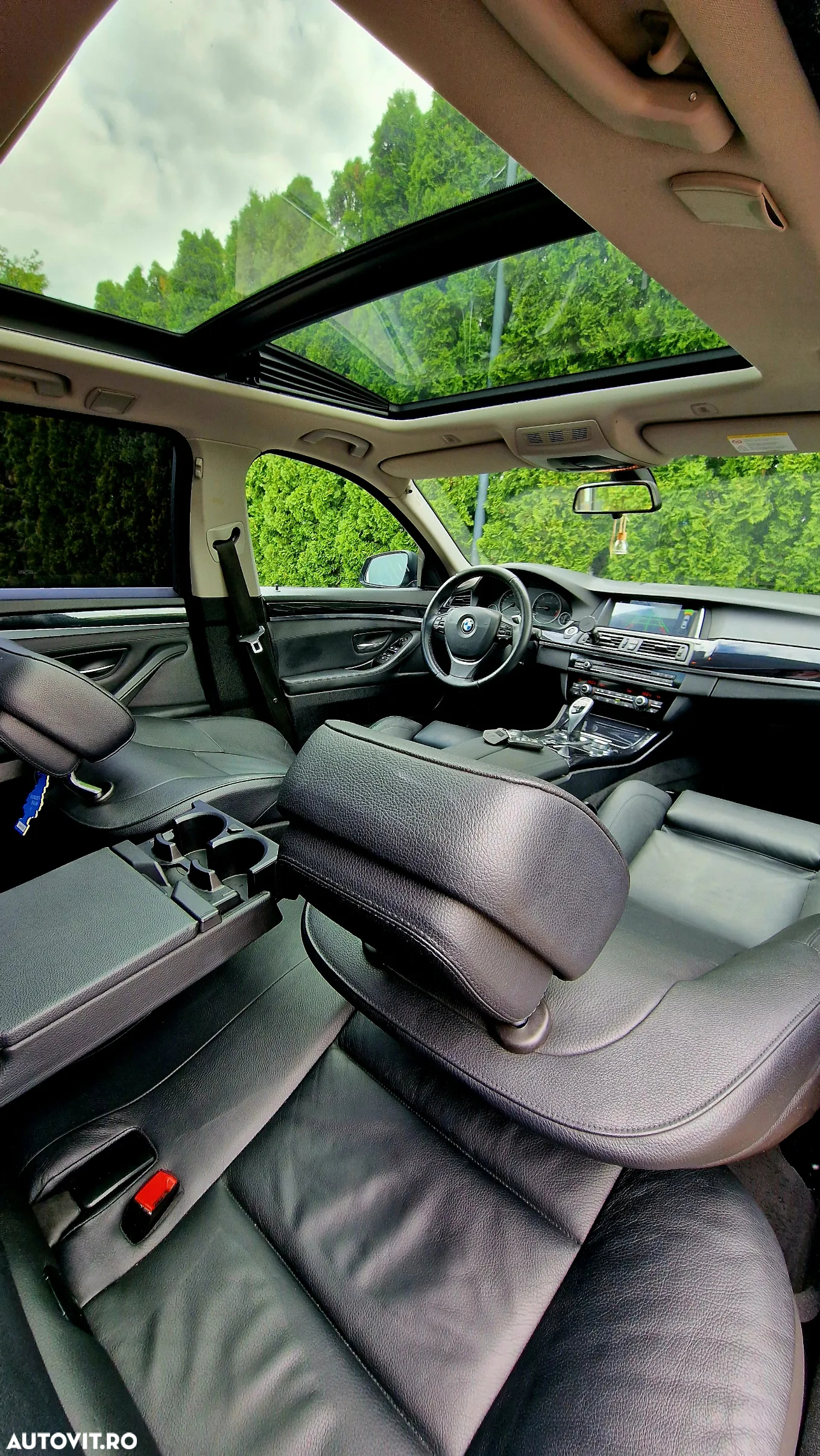 BMW Seria 5 520d Touring Sport-Aut. - 8