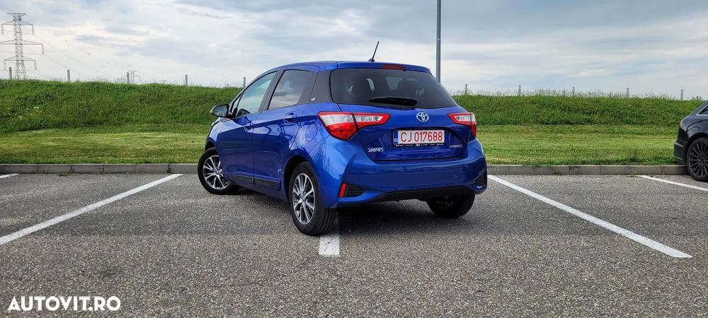 Toyota Yaris 1.5 VVT-i Y20 Team Deutschland - 3