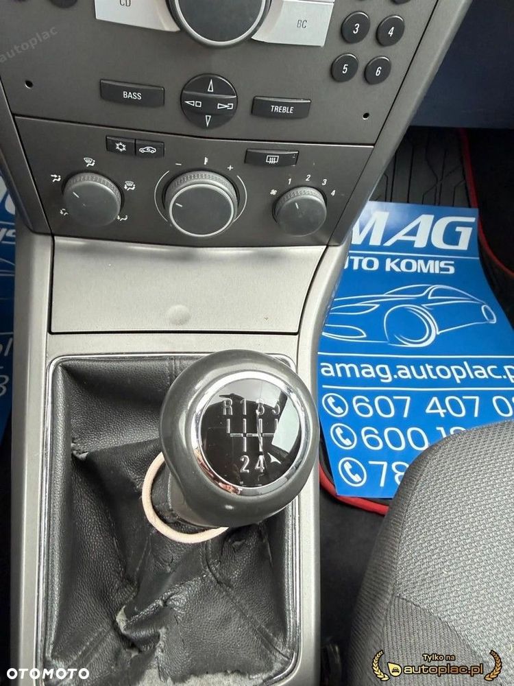 Opel Astra - 25