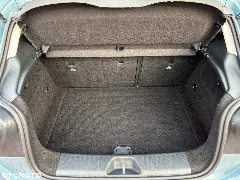 Mercedes-Benz Klasa A 180 (BlueEFFICIENCY) 7G-DCT Urban - 25