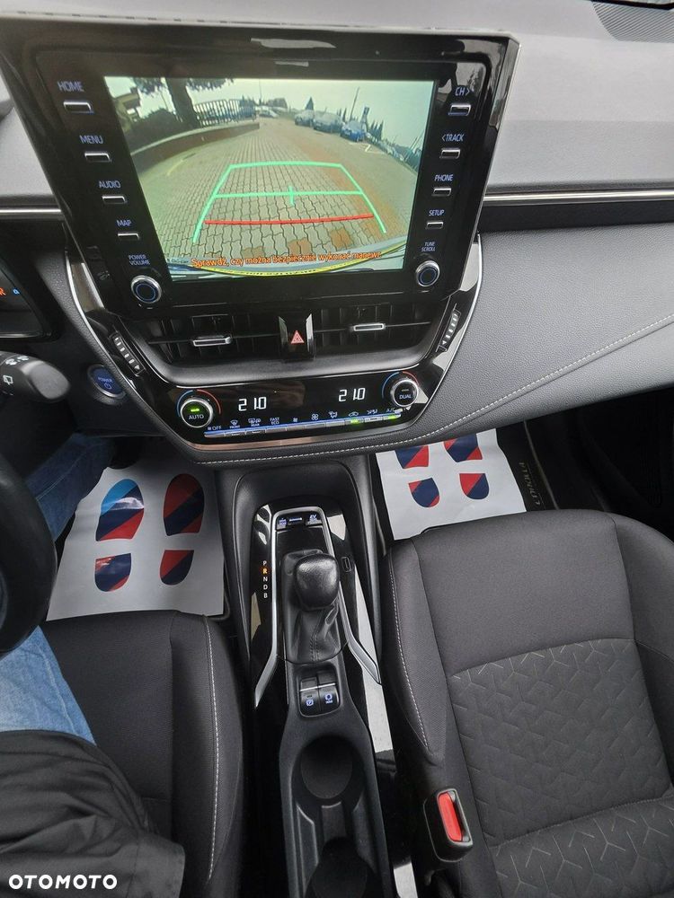 Toyota Corolla 1.8 Hybrid Comfort - 16