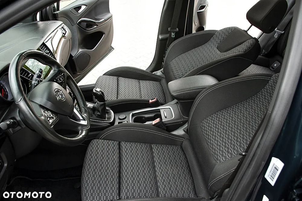 Opel Astra 1.4 Turbo Innovation - 37