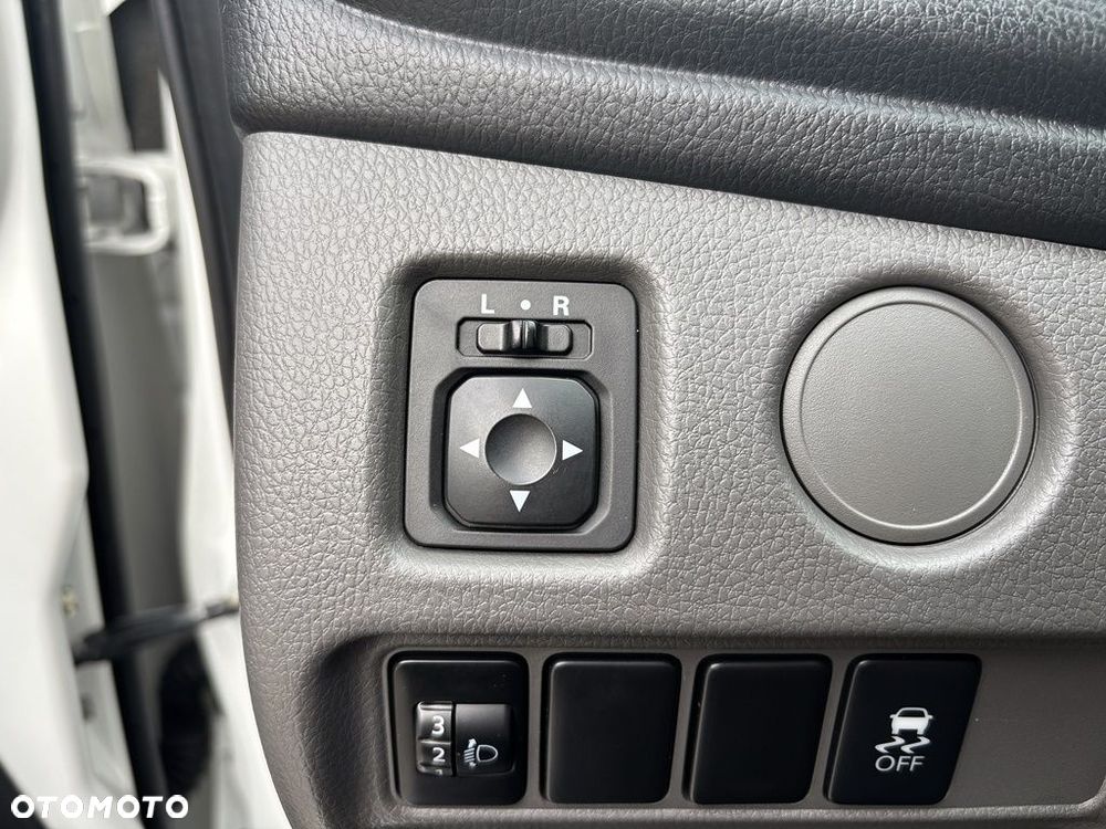 Mitsubishi L200 2.4 d DC Invite - 13
