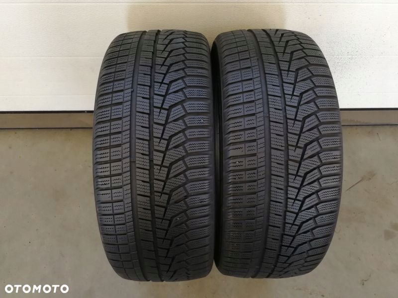 Opony zimowe 225/45 R 18 Hankook Winter Icept evo2 W320