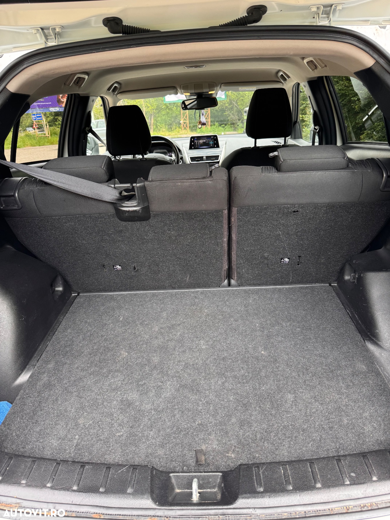 Mitsubishi Eclipse-Cross - 17