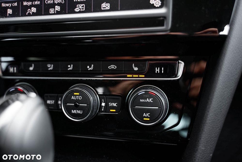 Volkswagen Passat 2.0 TDI BMT Highline DSG - 28