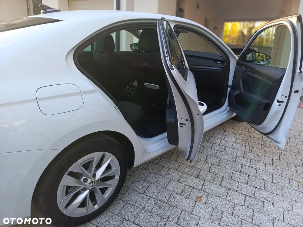 Skoda Octavia 1.5 TSI ACT Ambition - 13