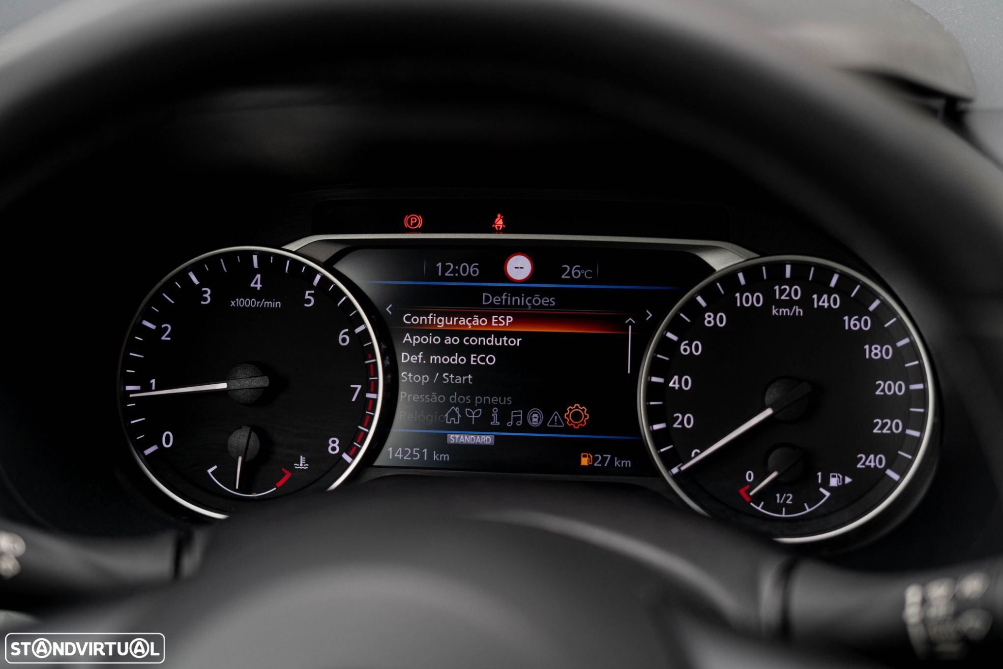Nissan Juke 1.0 DIG-T Kiiro - 14