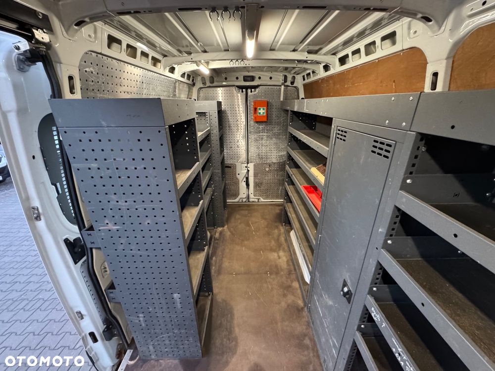 Iveco IVECO DAILY 50c15  DMC 3500 KG W OFERCIE OK 70 SZTUK FURGON KONTENER CHLODNIA WYWROT PODWOZIE DO ZABUDOWY 35c15 - 14
