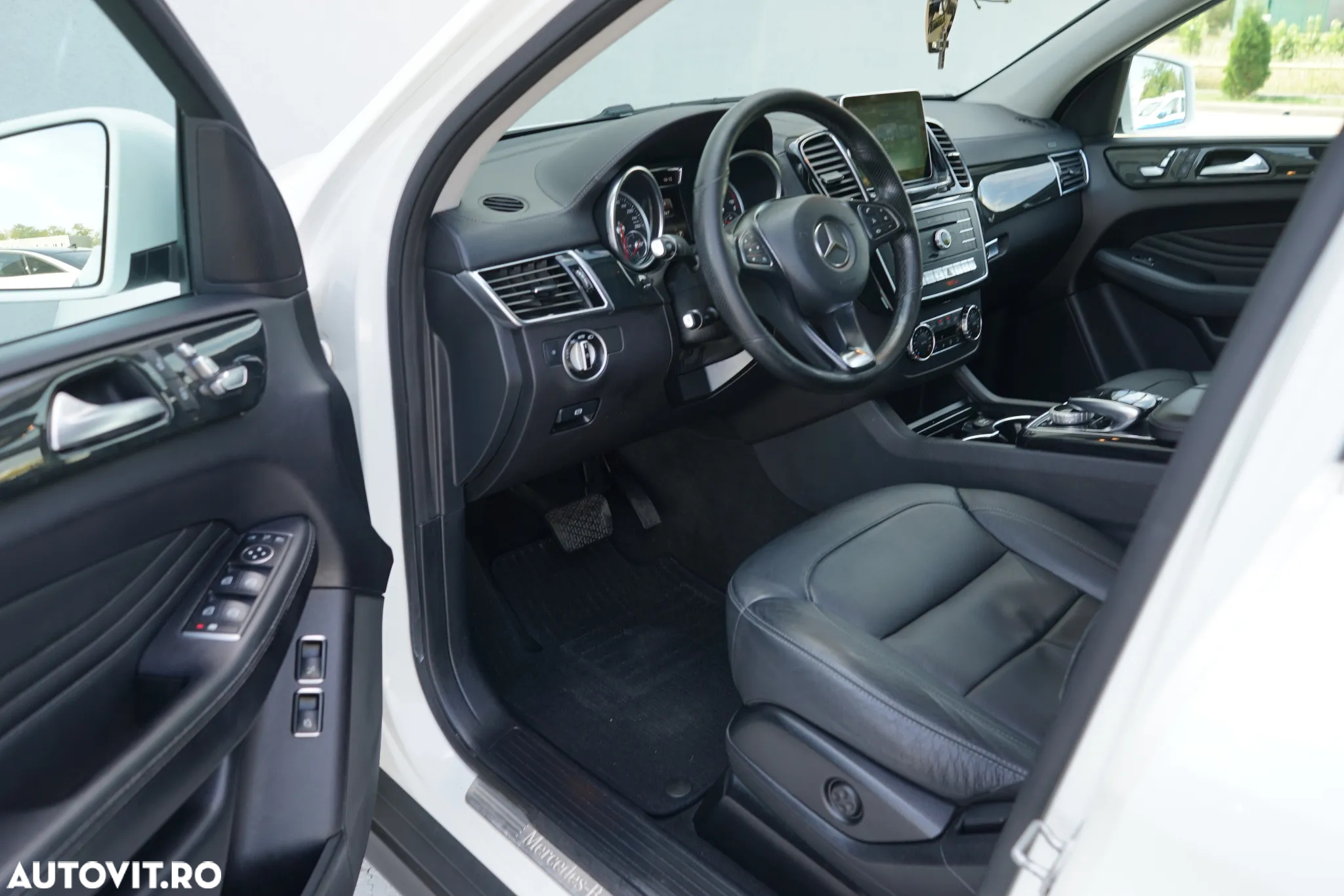 Mercedes-Benz GLE 350 d 4MATIC - 11