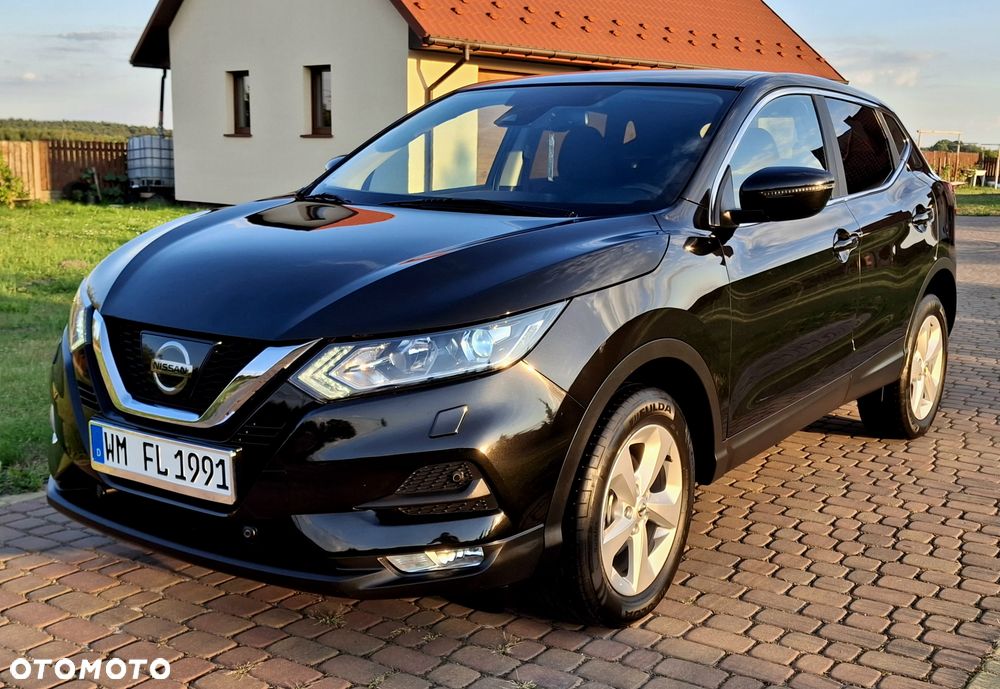 Nissan Qashqai 1.6 DIG-T N-Connecta - 2