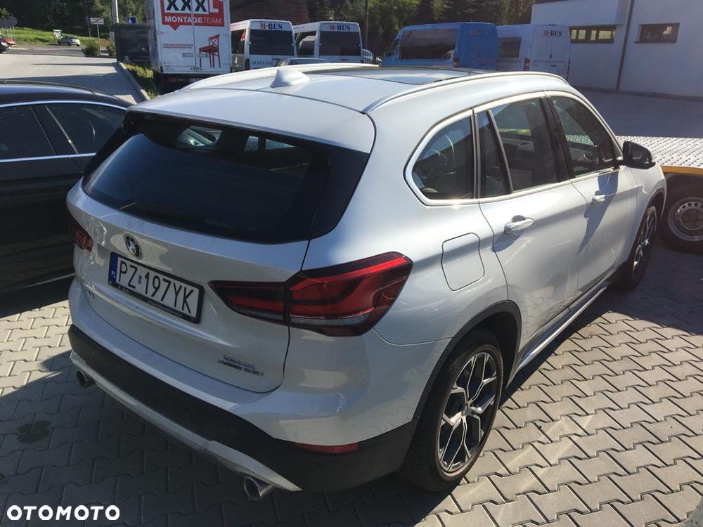 BMW X1 xDrive25i xLine - 5