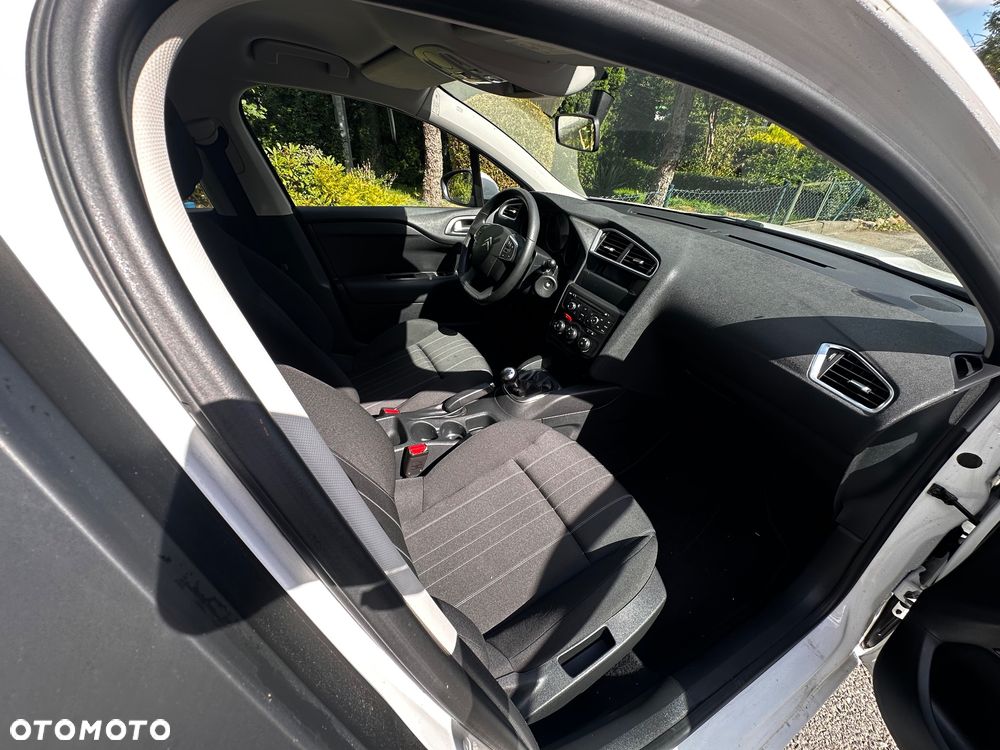 Citroën C4 1.4 VTi Attraction - 8