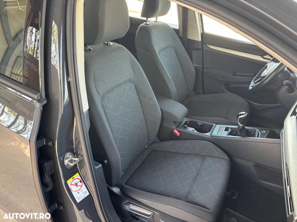 Volkswagen Golf 1.0 TSI Trendline - 36