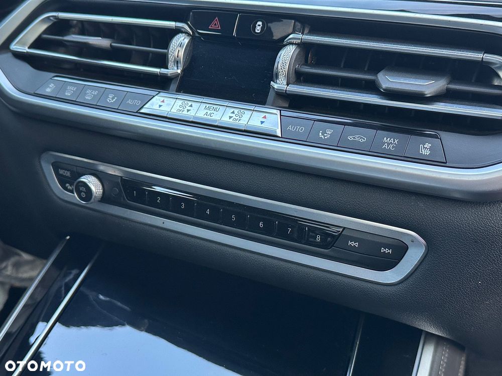 BMW X5 xDrive30d sport - 28