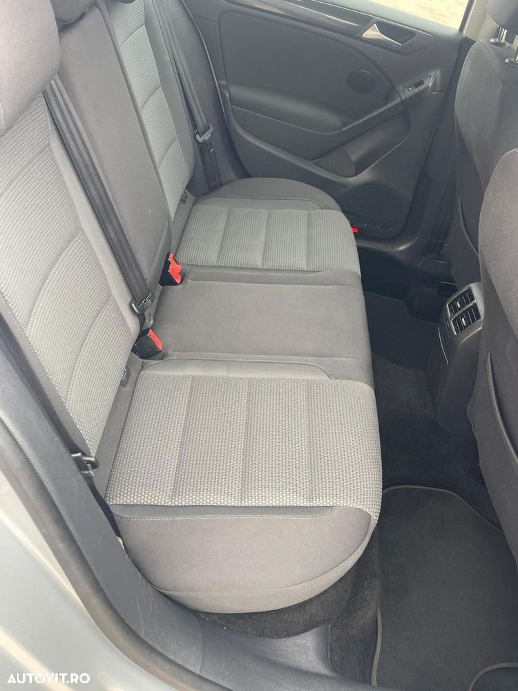 Volkswagen Passat 1.4 TSI Comfortline DSG - 9