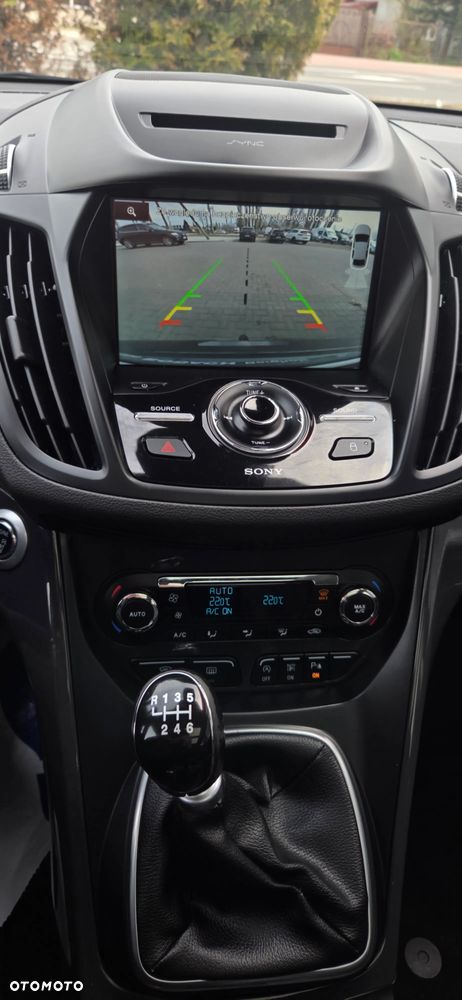 Ford Kuga 2.0 TDCi 2x4 Titanium - 26