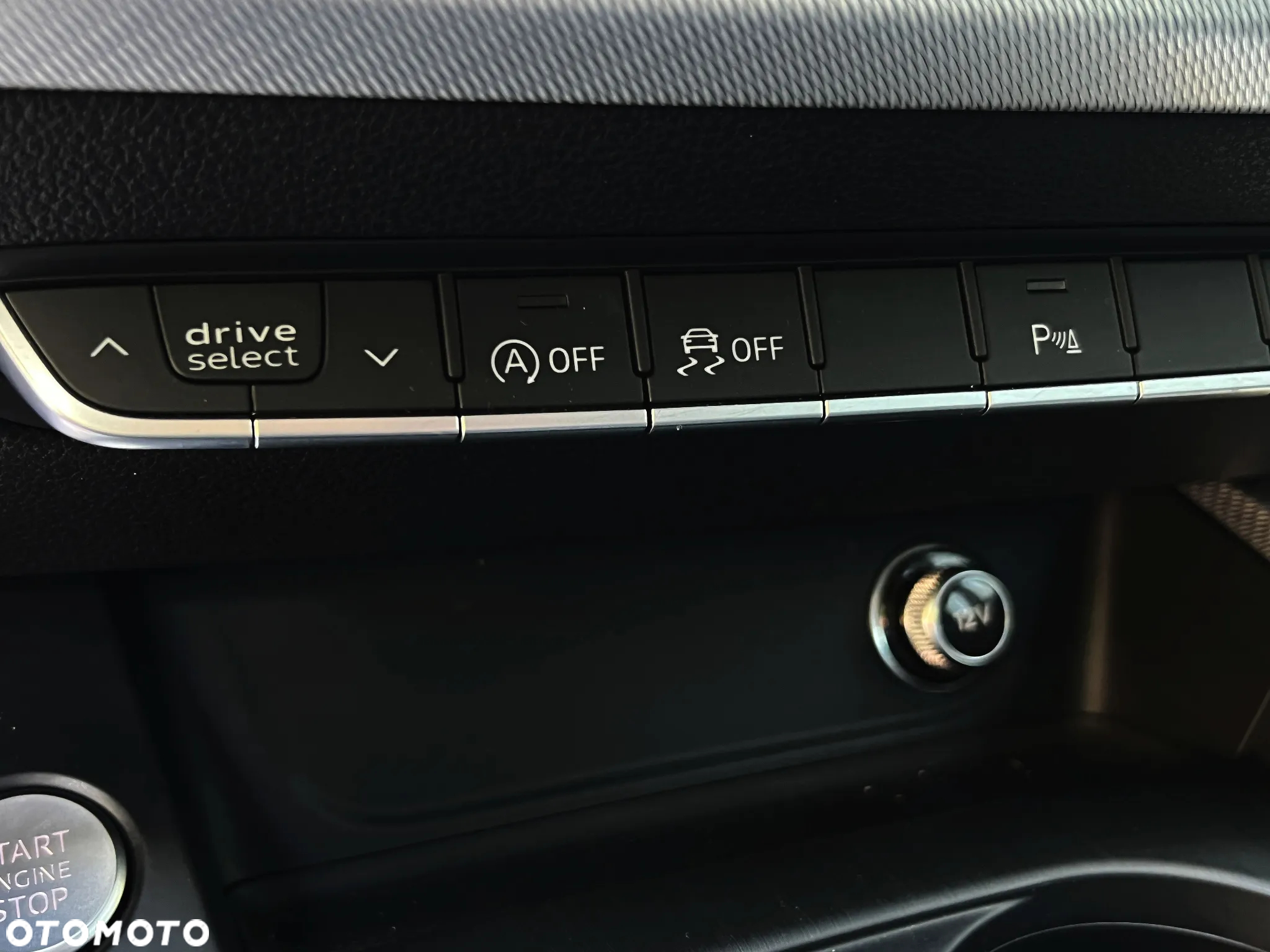 Audi A4 Avant 40 TDI S tronic - 33