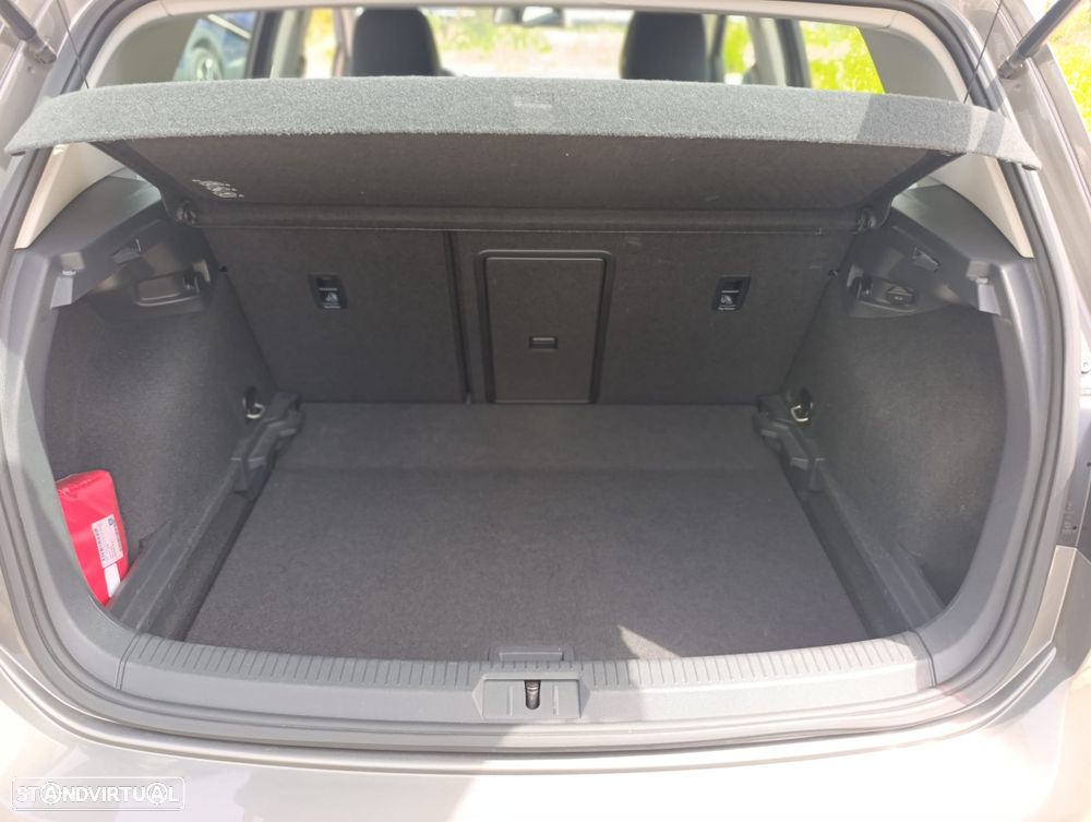 VW Golf 1.6 TDi Confortline - 8