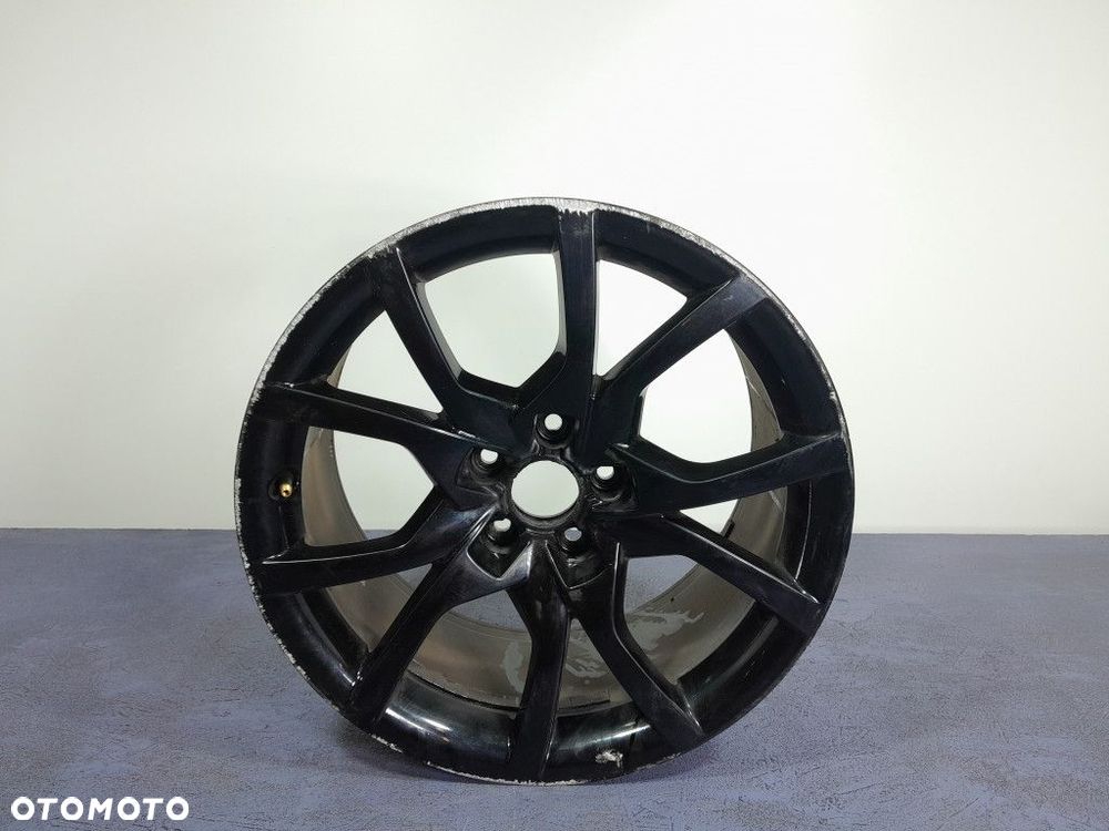 VW PASSAT B7 FELGA ALUMINIOWA R18 5X112 8.5JX18 ET 29 8T0601025E - 1