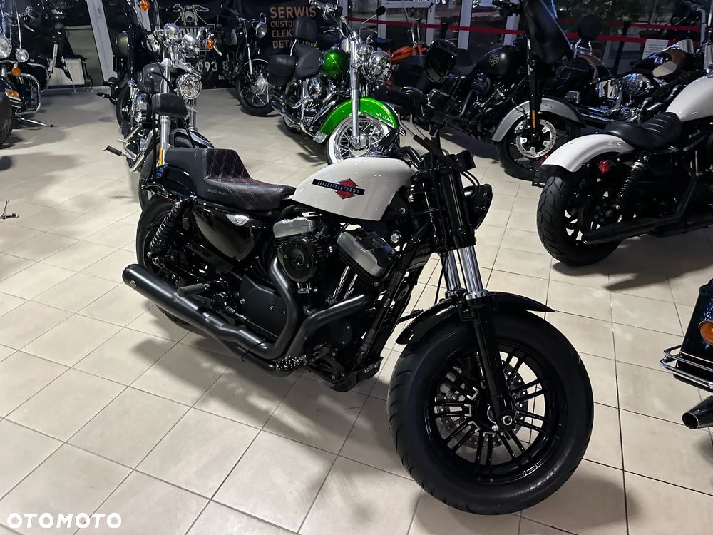 Harley-Davidson Sportster Forty-Eight - 5