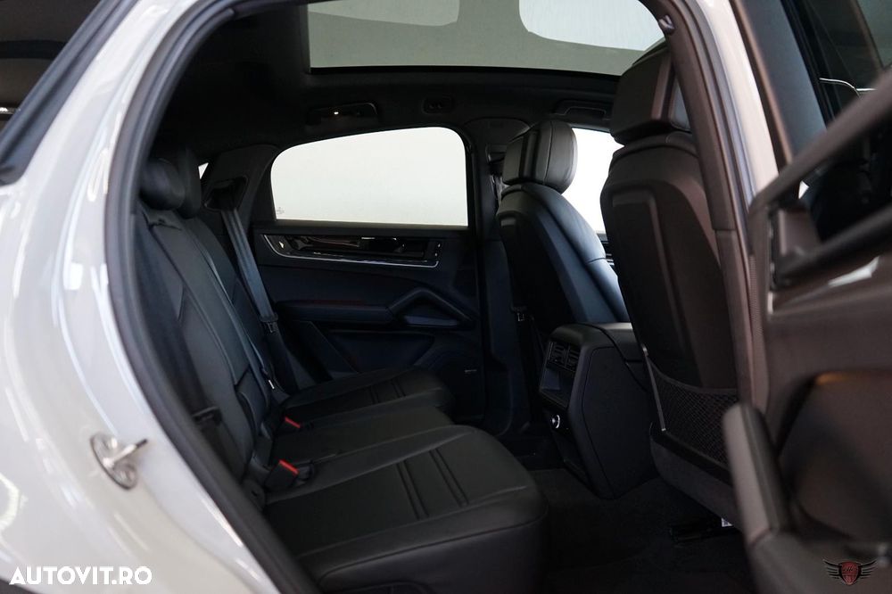 Porsche Cayenne E-Hybrid Tiptronic S - 16