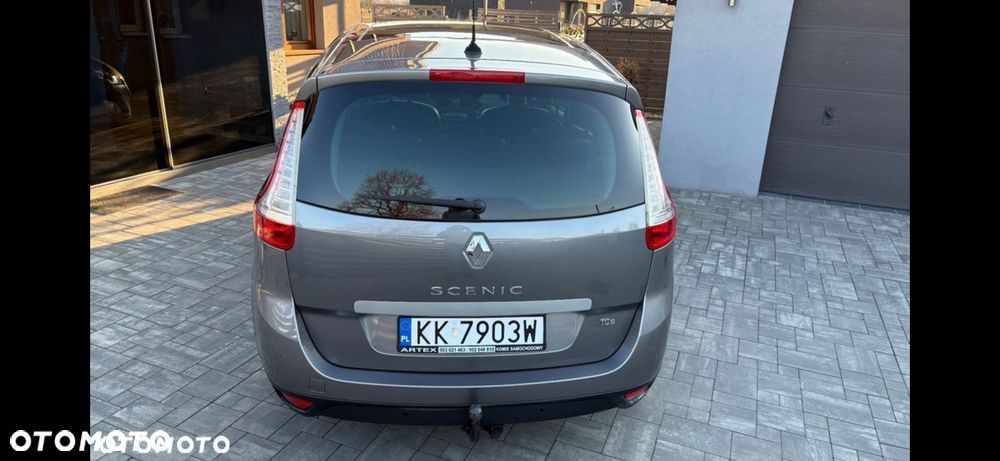 Renault Scenic TCe 130 Bose Edition - 9
