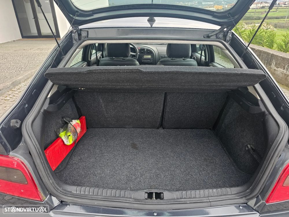 Citroën Xsara 2.0 HDi 110 Exclusive - 19