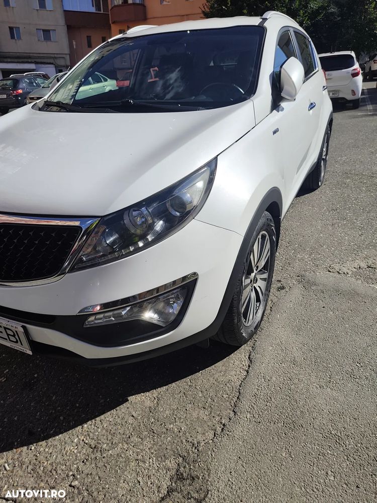 Kia Sportage 2.0 DSL 6AT 4x4 Style - 6