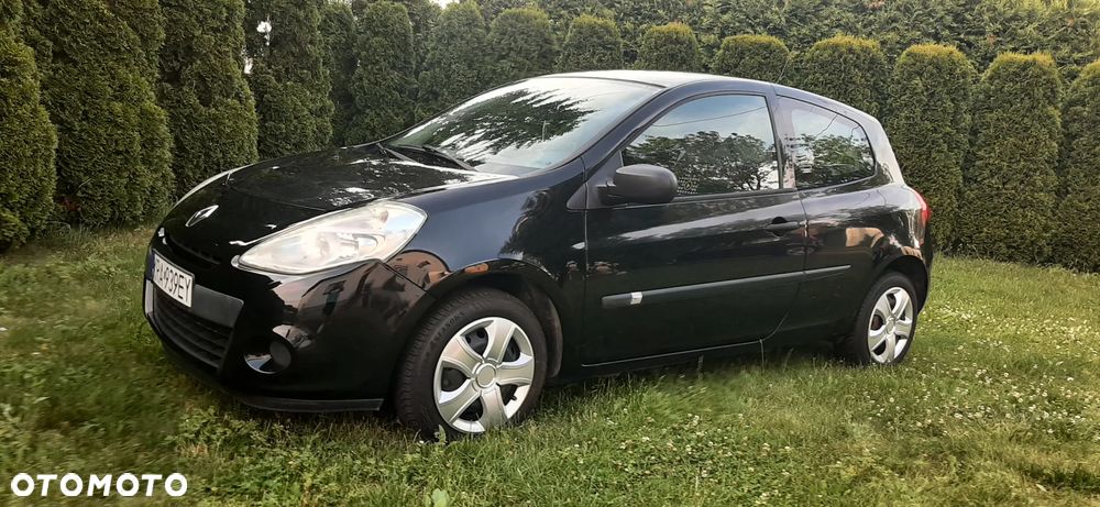 Renault Clio - 8