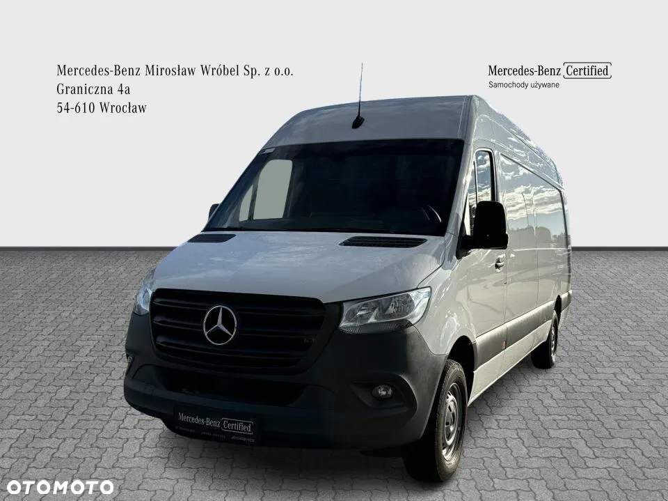 Mercedes-Benz Sprinter - 2