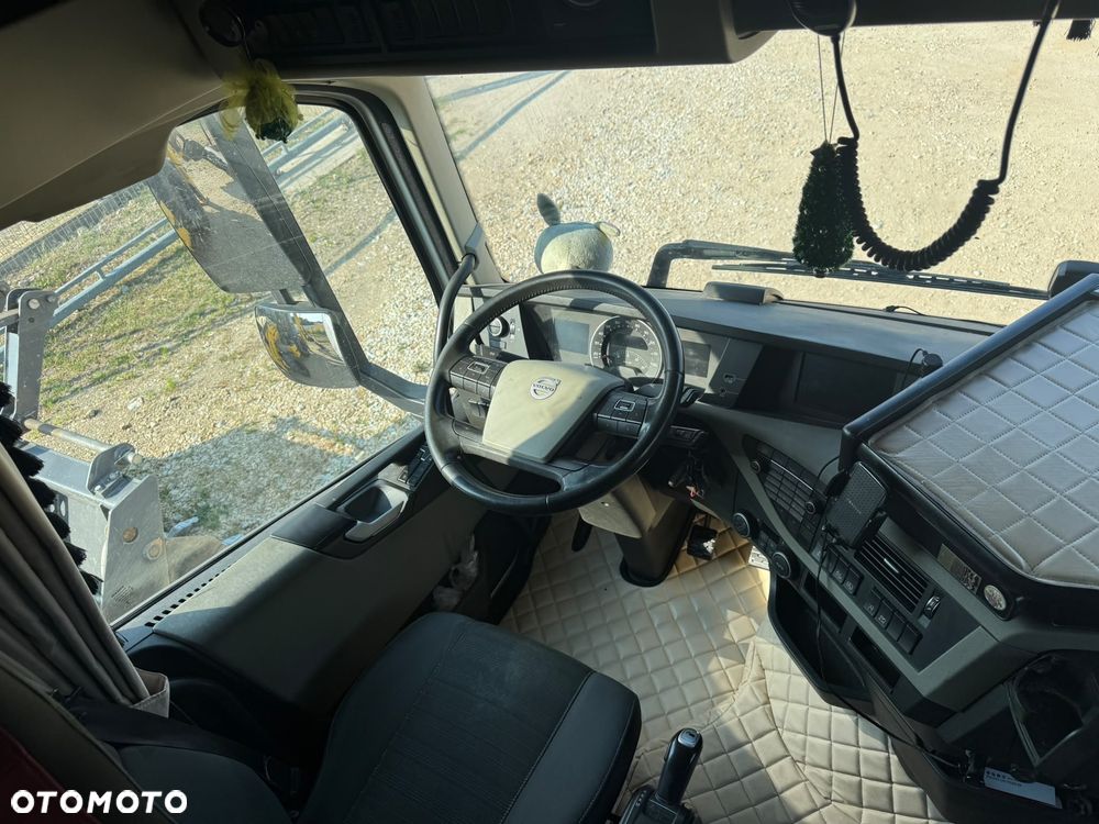 Volvo FH4 - 14