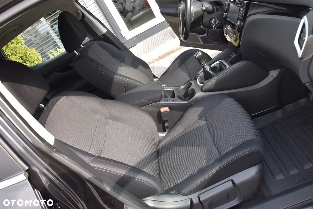 Nissan Qashqai 1.6 DIG-T 360 - 18