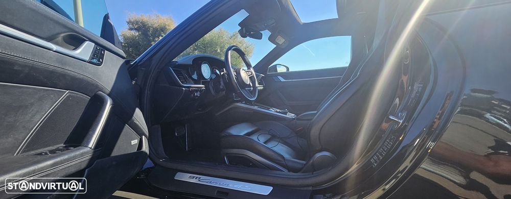 Porsche 911 Série F - 19