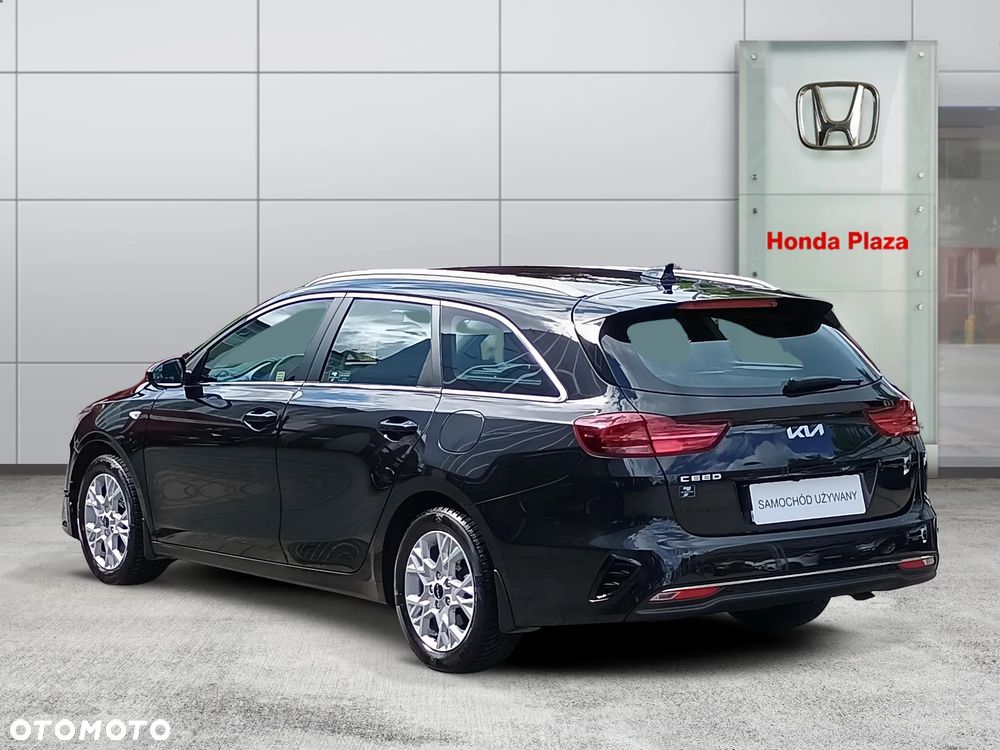 Kia Ceed 1.5 T-GDI MHEV M DCT - 4